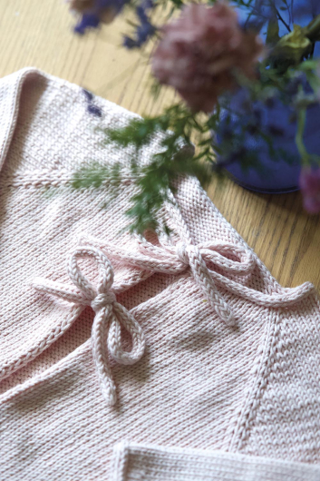 Stureby - barnkofta med knyt