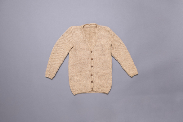 Långkofta i patentstickning 