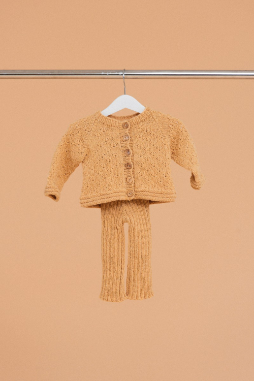 Resårstickade tights till baby